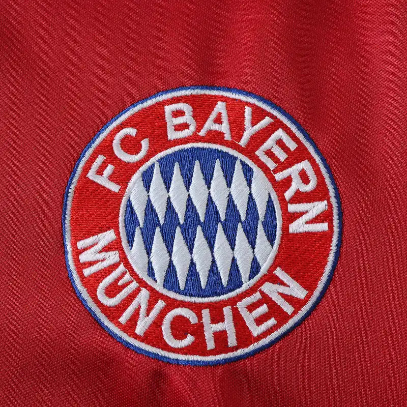 Bayern München 03/04 Season Home Red Retro Football Jersey – Detailed View