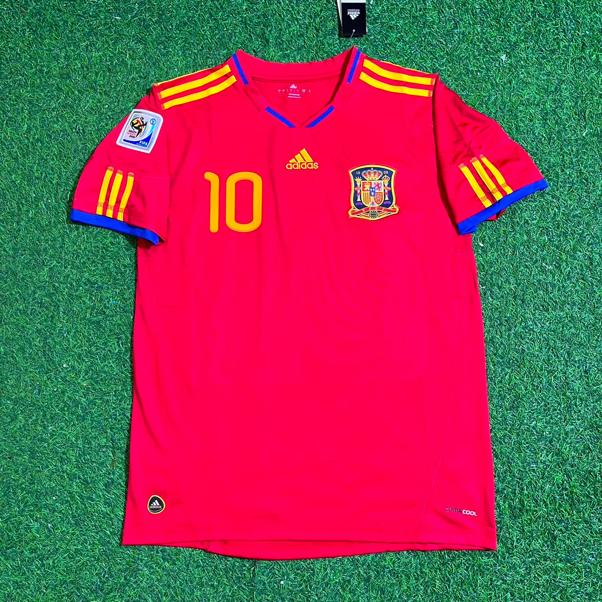 Cesc Fabregas 10 – Spain 2010 World Cup Retro Kit Jersey – | | – Front View