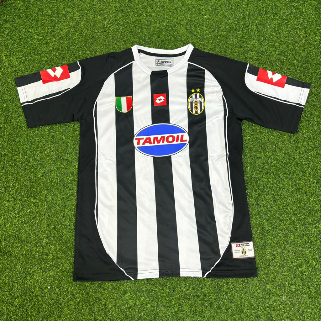 Juventus 2001 2002 Season Retro Jersey – Ciro Ferrara – Front View