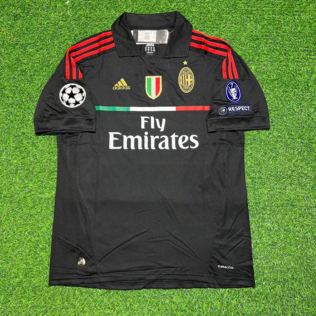 Milan Third Kit 2011/12 Retro Kit Jersey – Clarence Seedorf 10 - – Front View