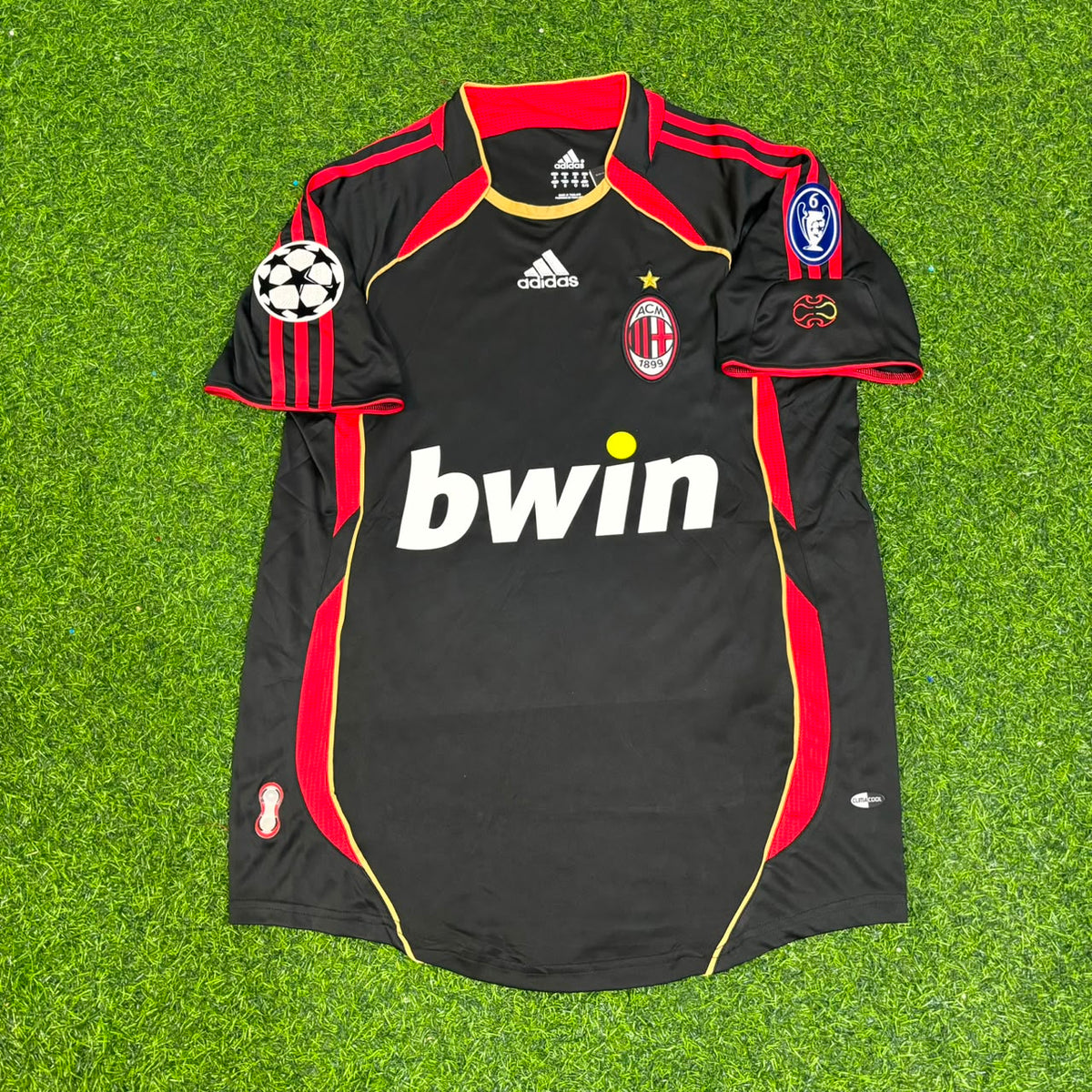 Clarence Seedorf 10 – AC Milan 2006–2007 Retro Kit Jersey – | | | – Front View