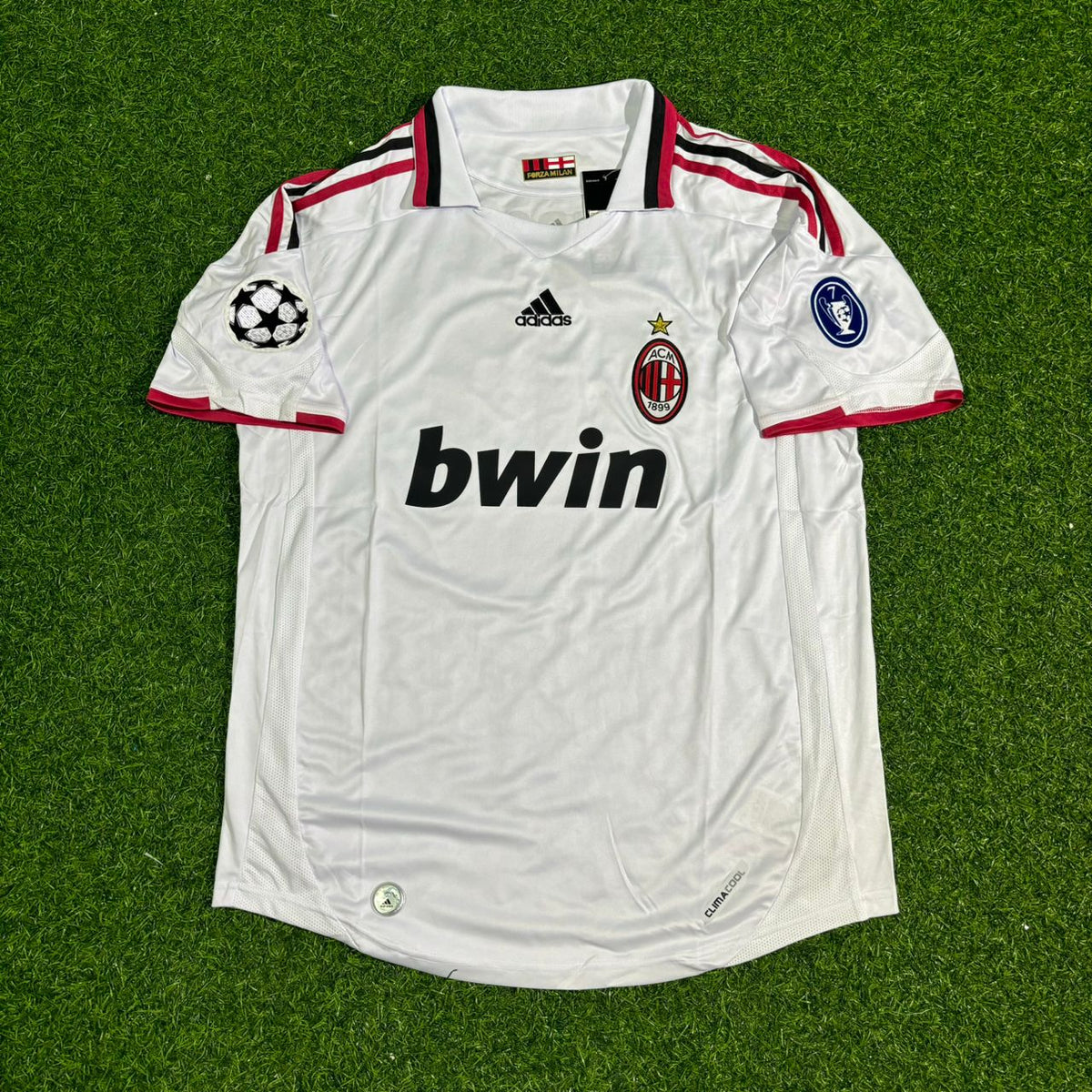 2009 Clarence Seedorf Milan 2010 Season White Retro Football Jersey – Front View
