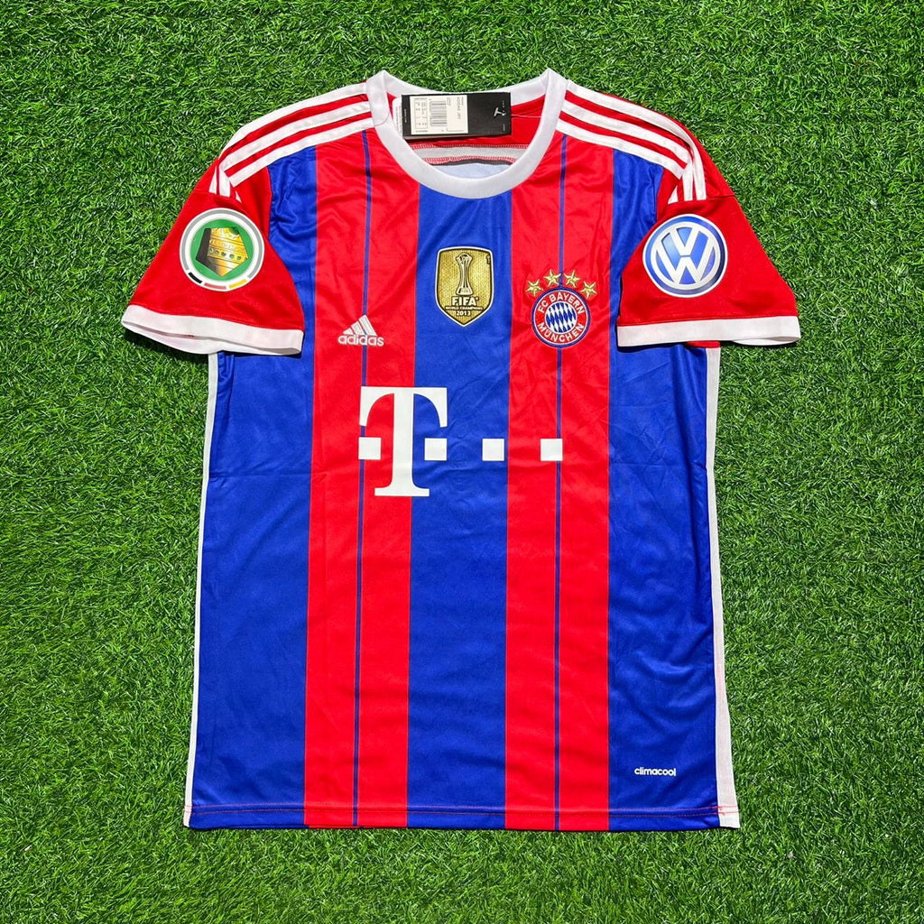 Bayern Munich 2014-2015 Kit Jersey – Claudio Pizarro 14- – Front View