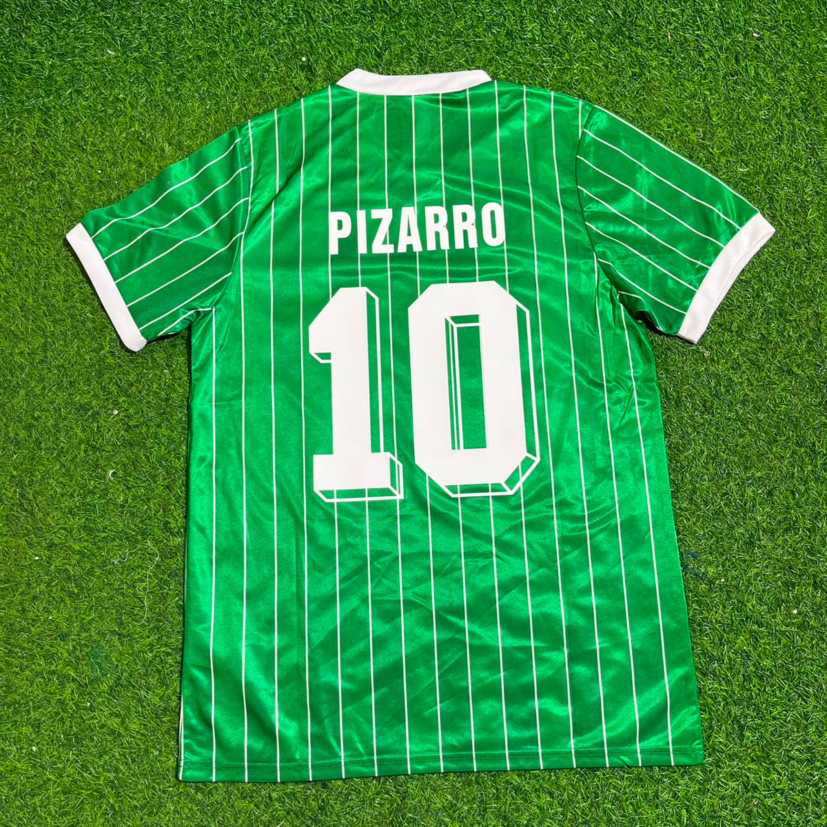 Claudio Pizarro Werder Bremen Commemorative Heim Retro – Back View