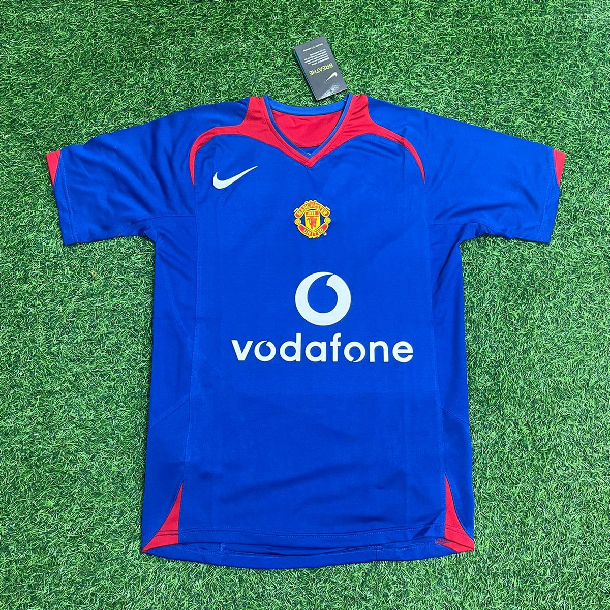 Cristiano Ronaldo Manchester United 2005/2006 Blue Red Retro Football Jersey – Front View