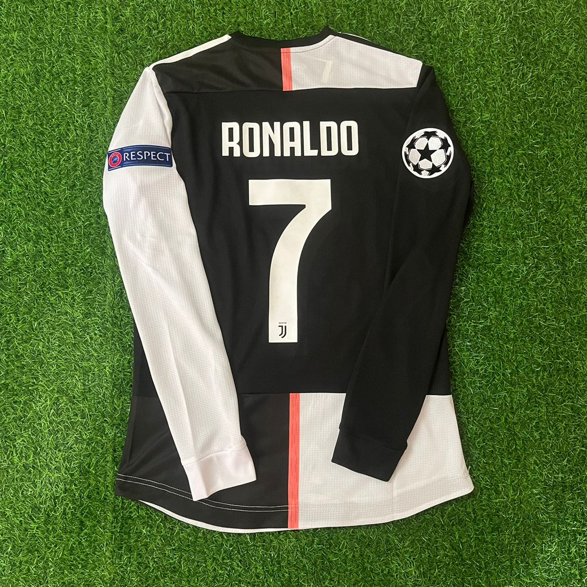 Cristiano Ronaldo 7- Juventus Long Sleeve 2019 2020 Retro White Black Jersey – Back View