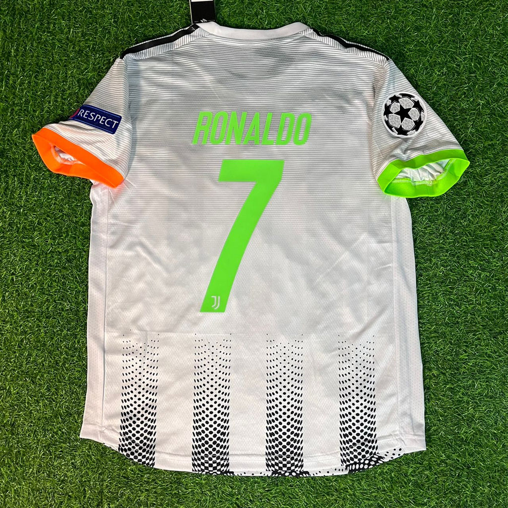 Cristiano Ronaldo 7 – Juventus 2019-20 Home Jersey | Retro Kit | | – Back View