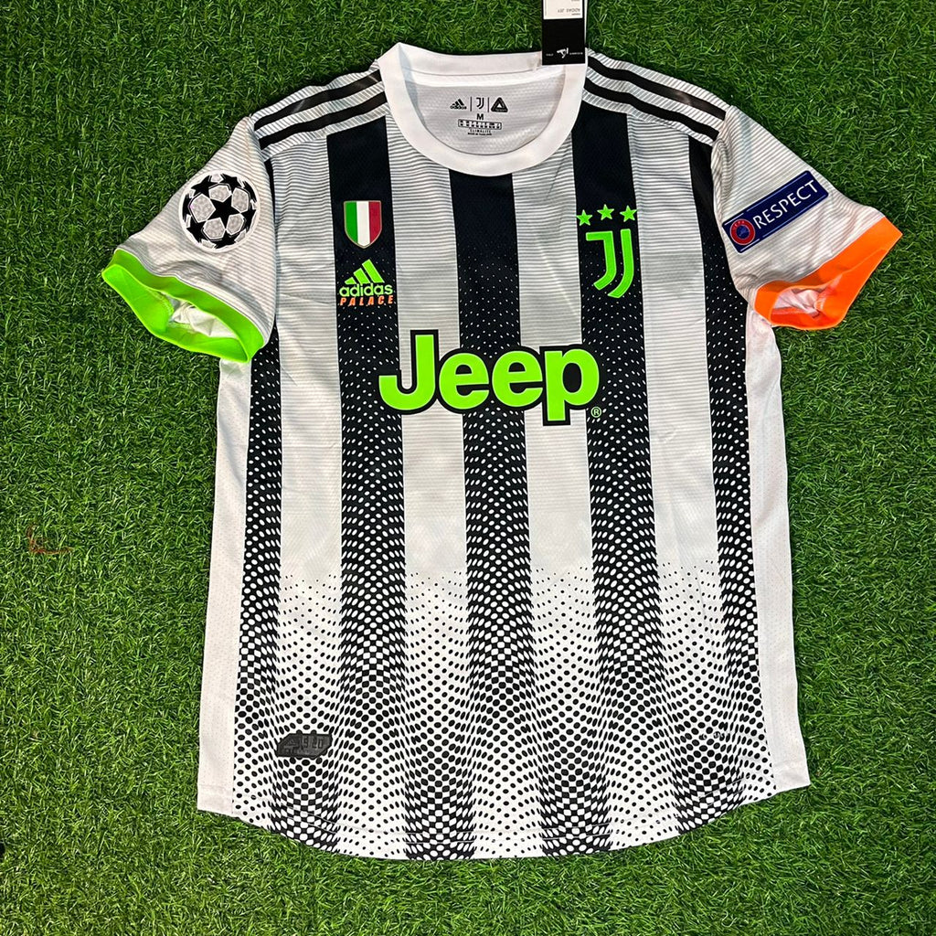 Cristiano Ronaldo 7 – Juventus 2019-20 Home Jersey | Retro Kit | | – Front View