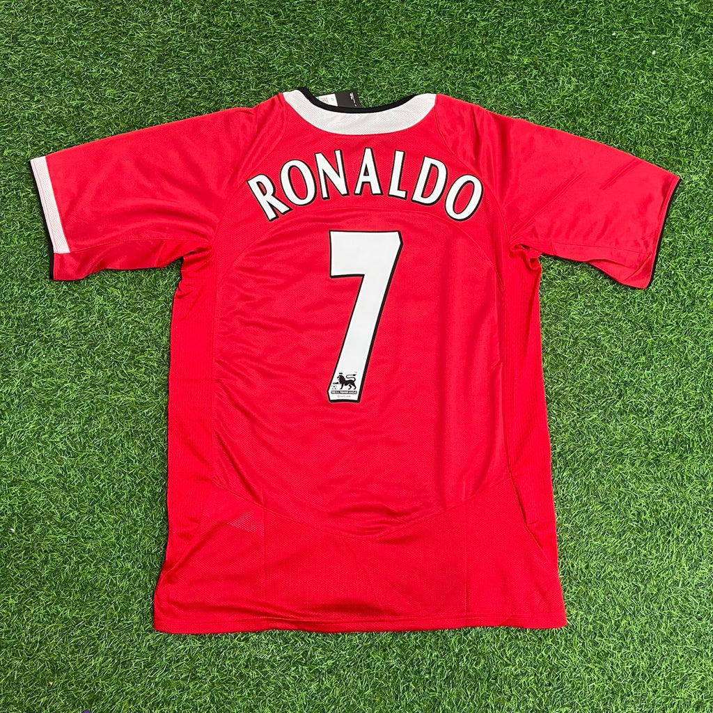 Cristiano Ronaldo Manchester United 2005-06 Retro Football Jersey – Back View