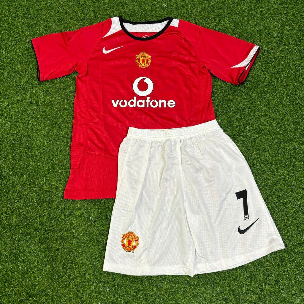 Cristiano Ronaldo Manchester United 2005/06 Retro KIDS Football Jersey – Front View