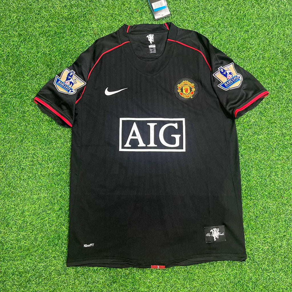 Cristiano Ronaldo Manchester United 2007–2008 Black Retro Football Jersey – Front View