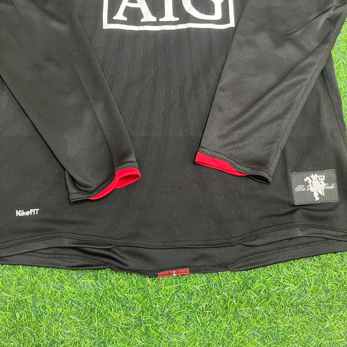 2007/08 Paul Scholes Manchester United Champions League Patch Black Retro Football Jersey Collection – Detailed View