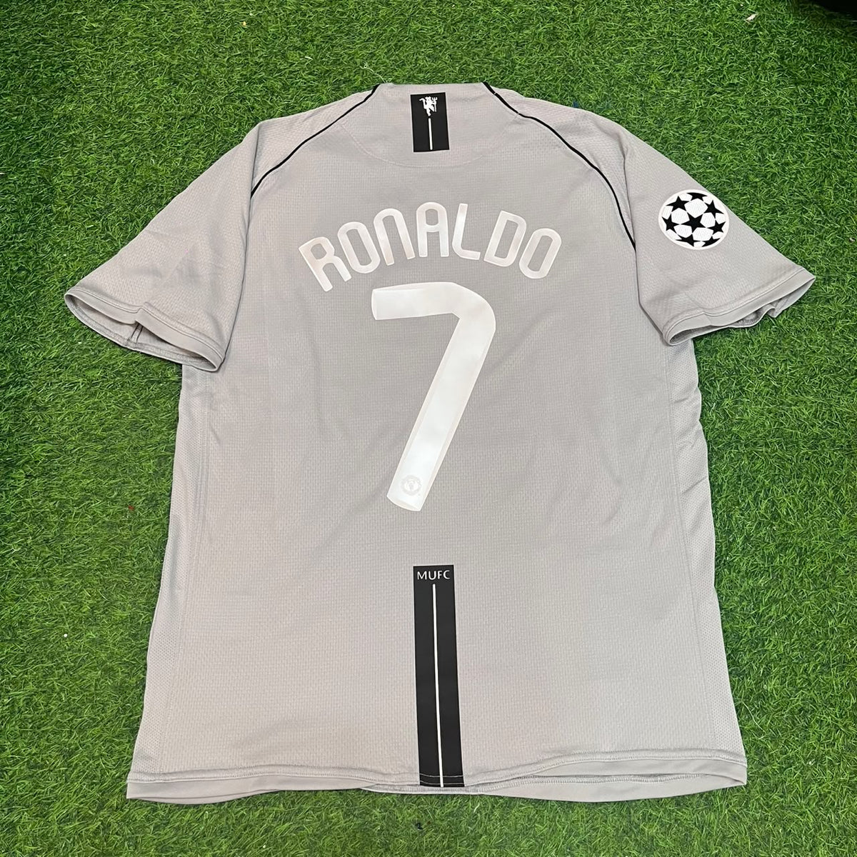 Cristiano Ronaldo Manchester United 2007 2008 Grey Retro Jersey – Back View
