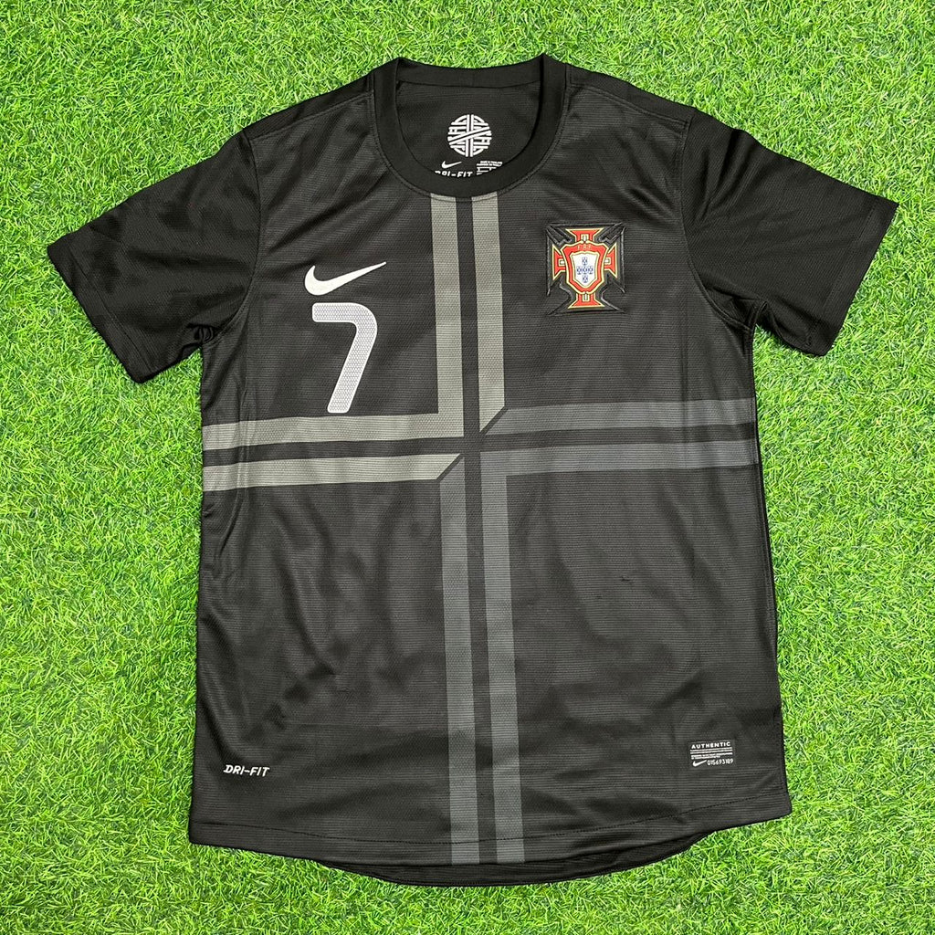 Cristiano Ronaldo Portugal 2014 World Cup Retro Football Jersey – Detailed View