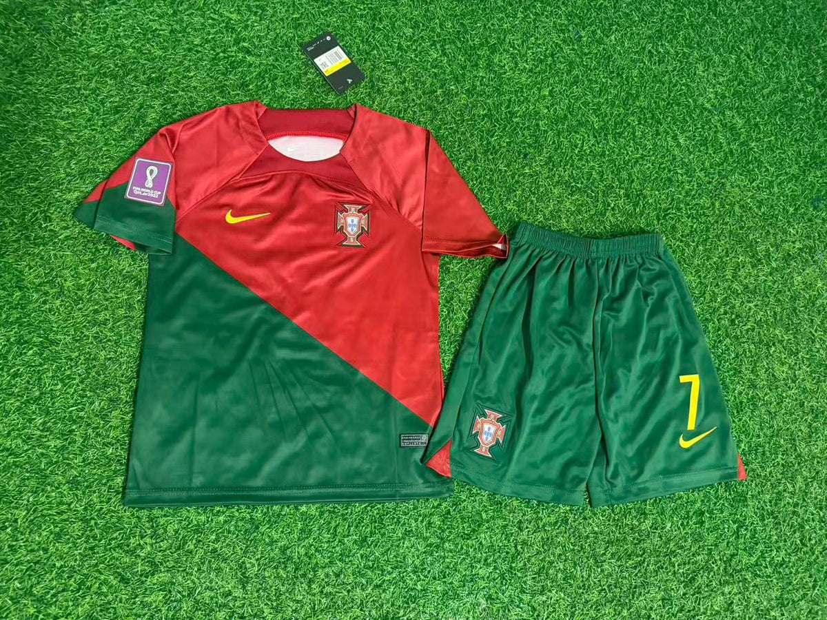 Cristiano Ronaldo #7 Portugal 2022 World Cup Home Retro Football Jersey – 4