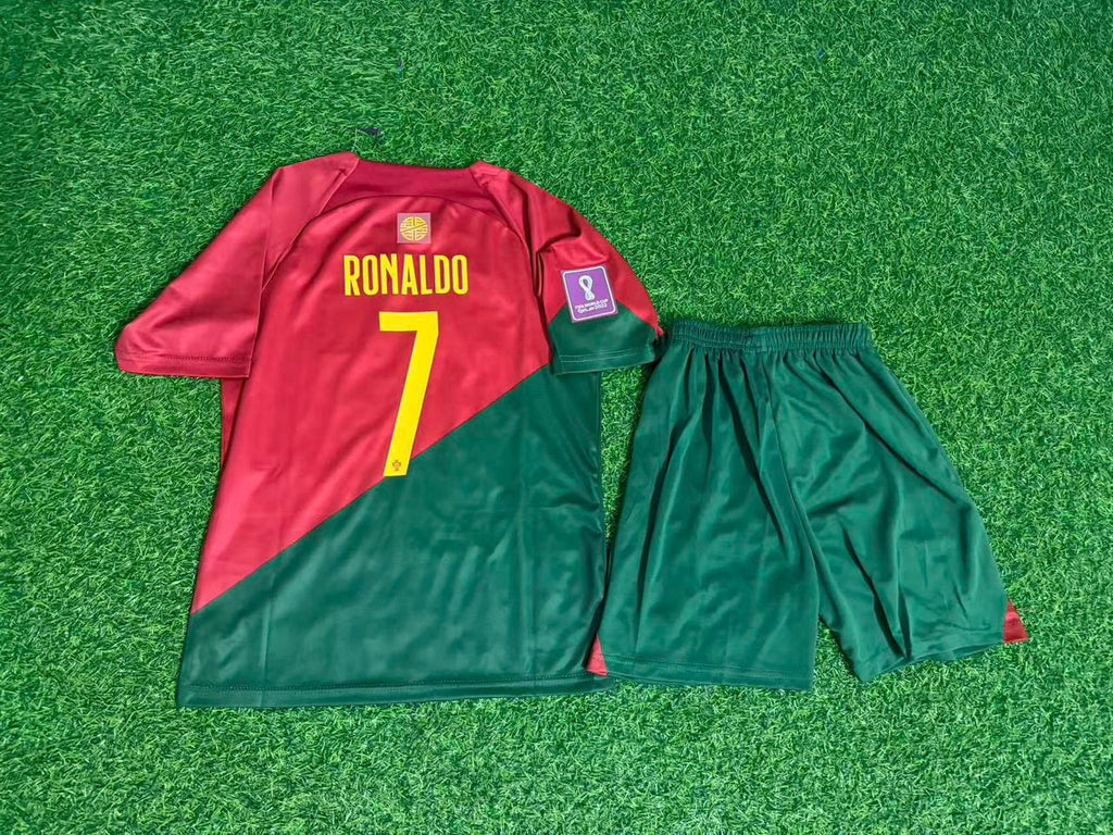 Cristiano Ronaldo #7 Portugal 2022 World Cup Home Retro Football Jersey – Detailed View