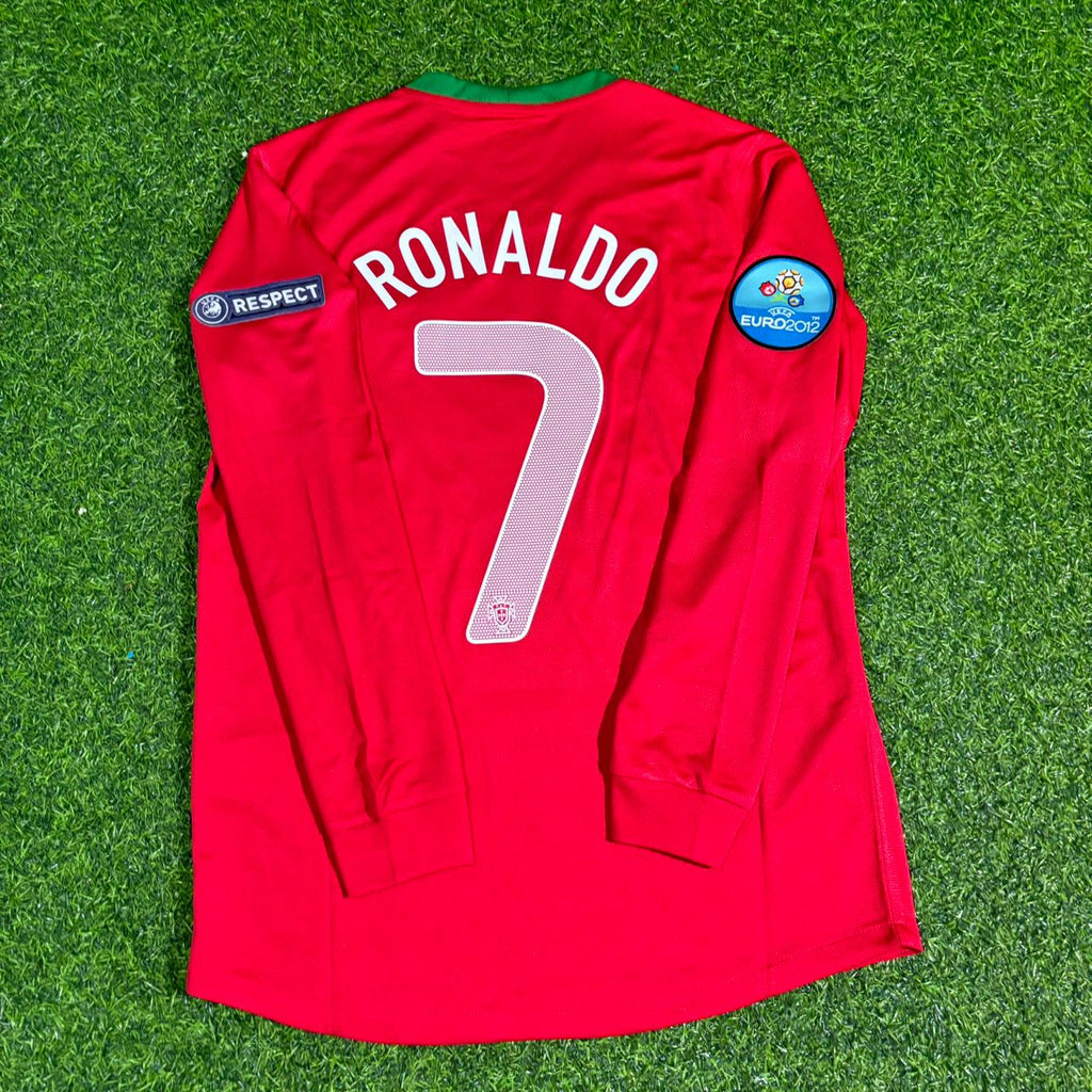 Cristiano Ronaldo Portugal EURO 2012 Long Sleeve Retro Football Jersey – Detailed View