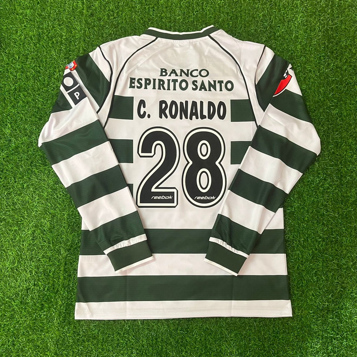 Cristiano Ronaldo Sporting Lisbon 2001 2003 First Season Long Sleeve Retro Jersey – Back View