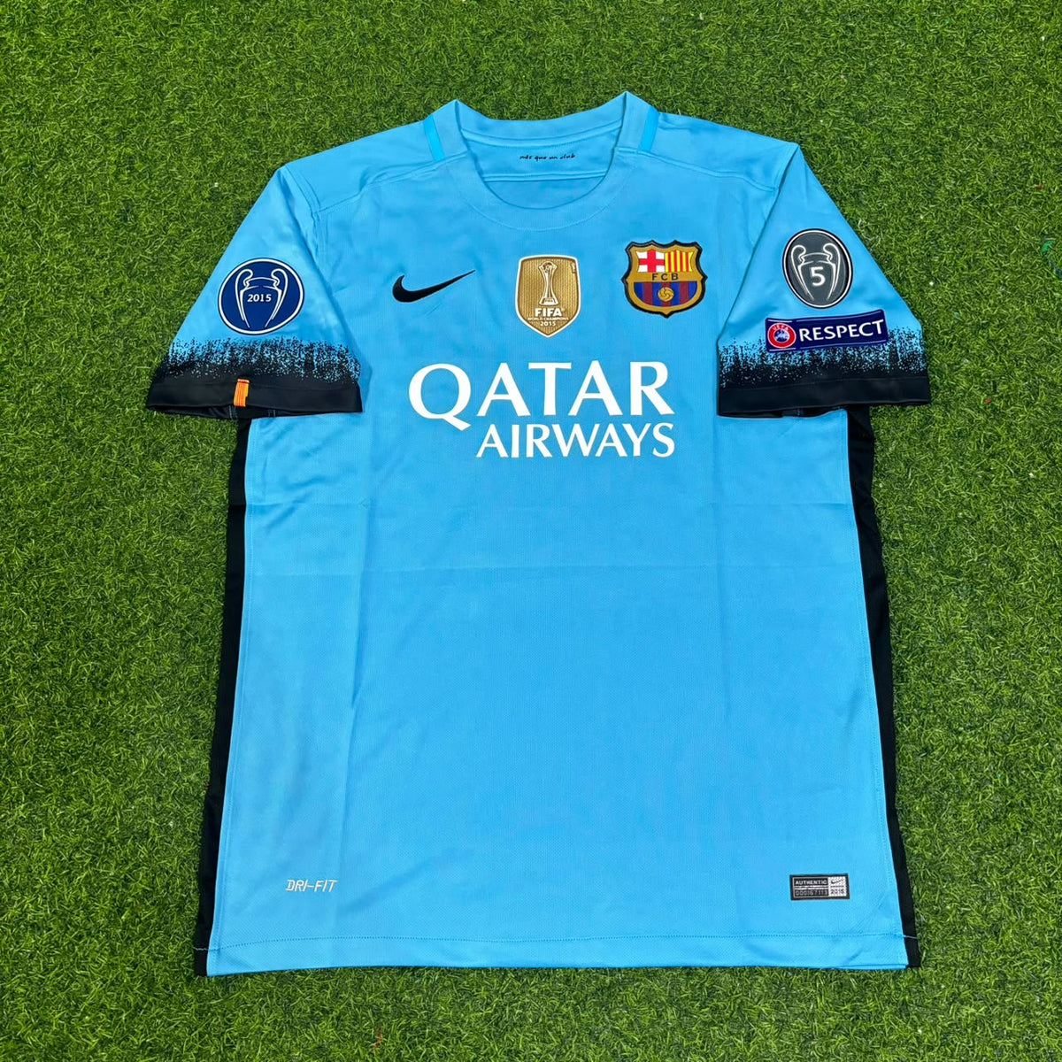 Dani Alves Barcelona 2015/2016 Retro Football Jersey – Front View