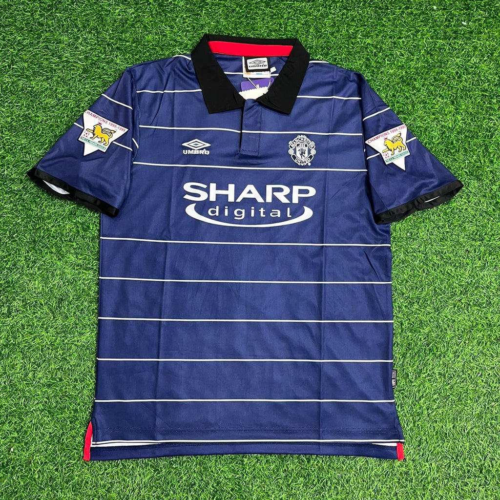 1999/00 David Beckham Manchester United Night Blue Retro Football Jersey – Front View