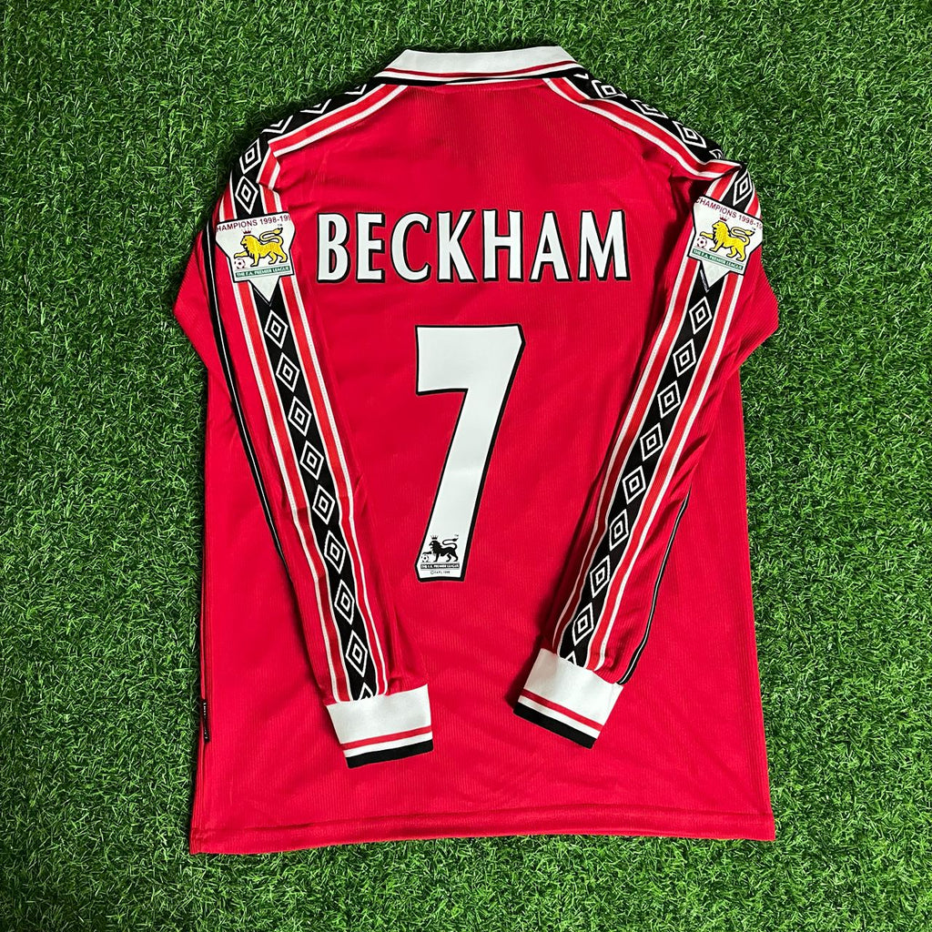 David Beckham 7 - Manchester United 1999 Red Long Sleeve Kit Jersey – Back View