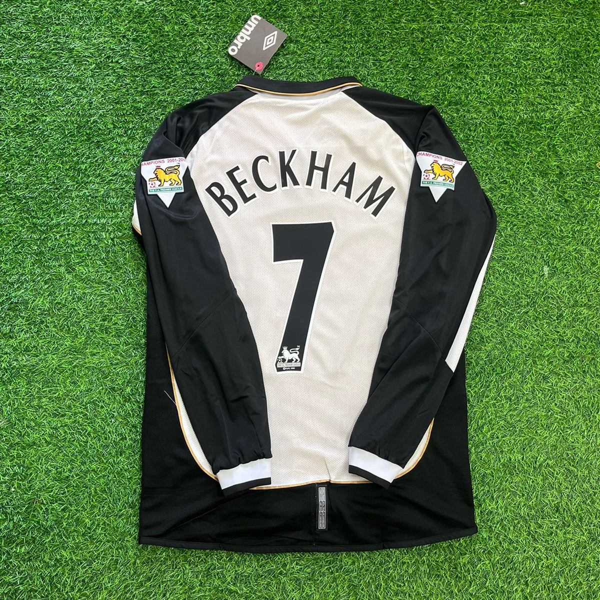 2001/02 David Beckham Manchester United Both Side Retro Long Sleeve Football Jersey – Back View