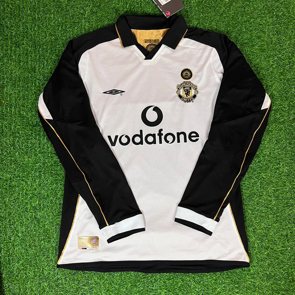 David Beckham Manchester United 01-02 Reversible Shirt Jersey – Front View