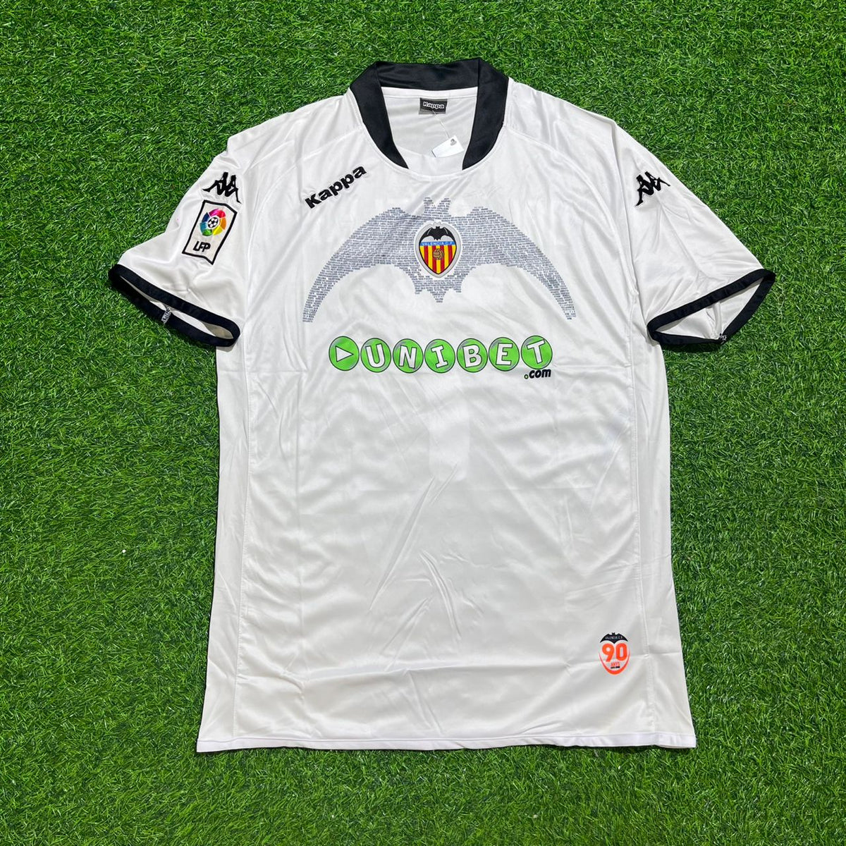 David Villa #7 Valencia 2009-2010 Home Retro Football Jersey – Front View