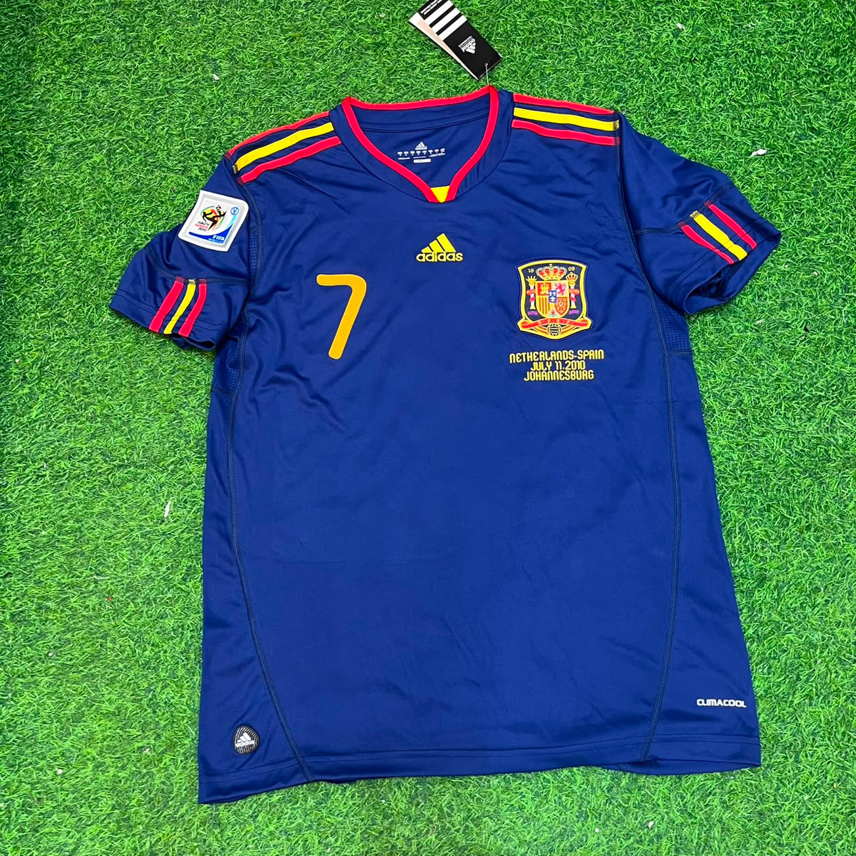 David Villa #7 - Spain Away 2010 World Cup Final Retro Jersey – Front View
