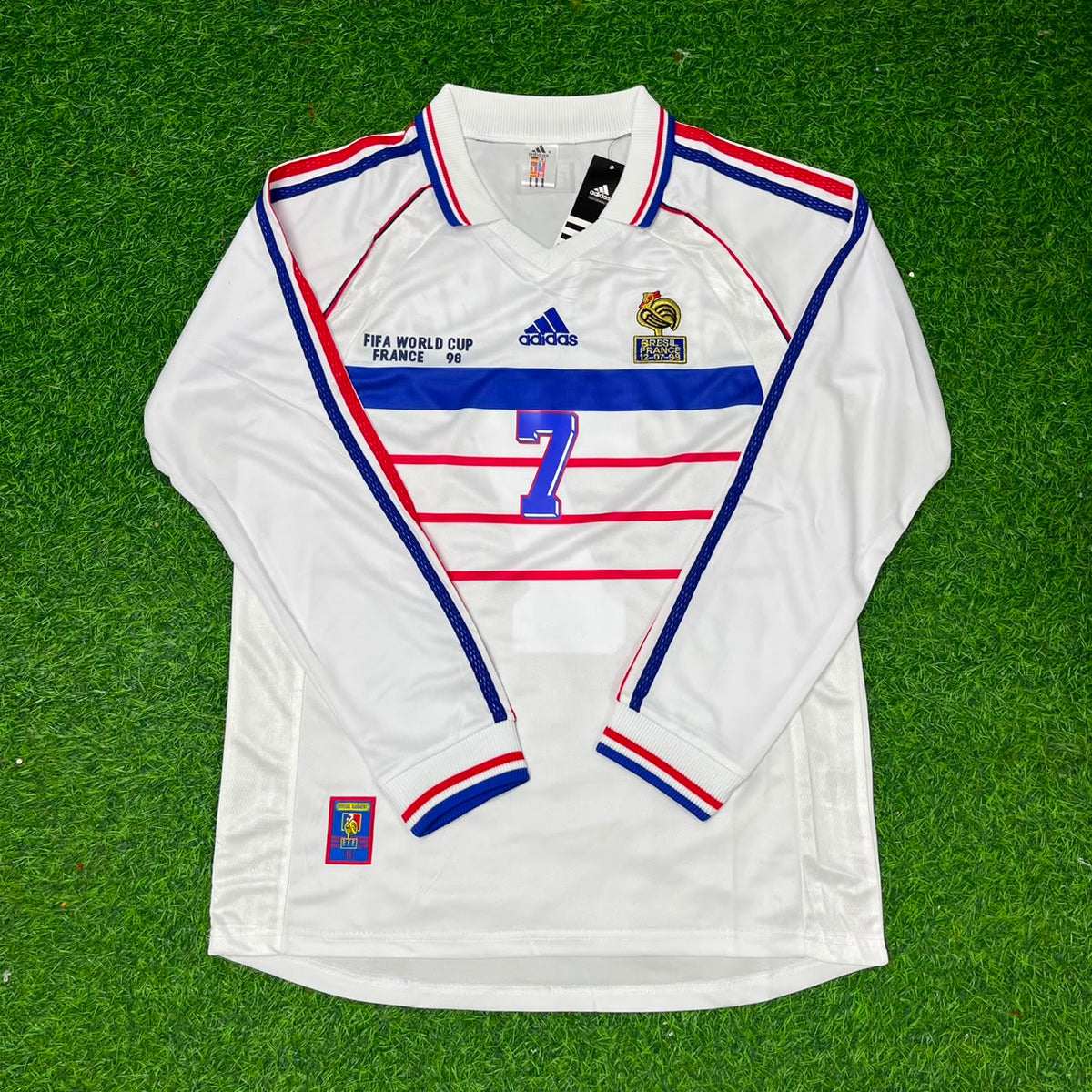 France 1998 World Cup White Away Long Sleeve Retro Jersey – Didier Deschamps #7 – Front View