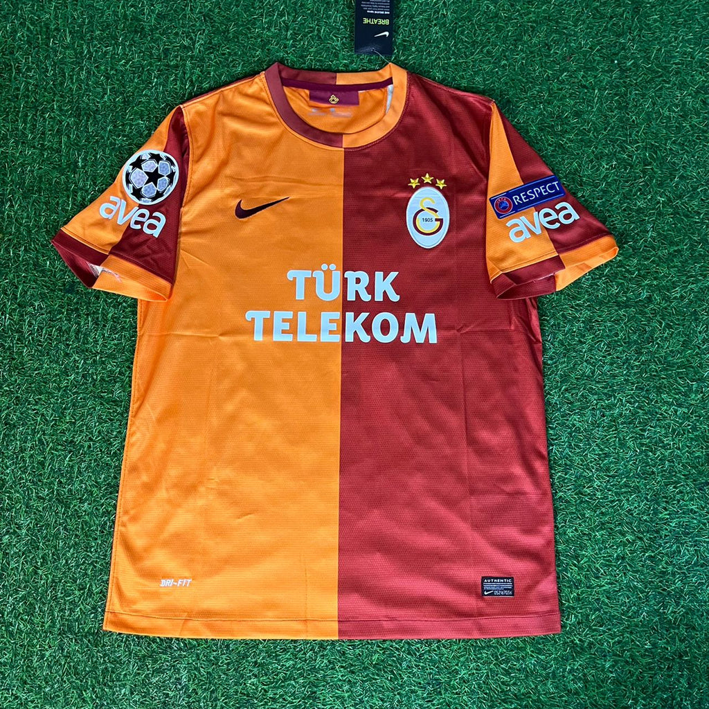 Didier Drogba #12 Galatasaray Retro 2012-2013 Sezonu Formasi Home Jersey – Front View