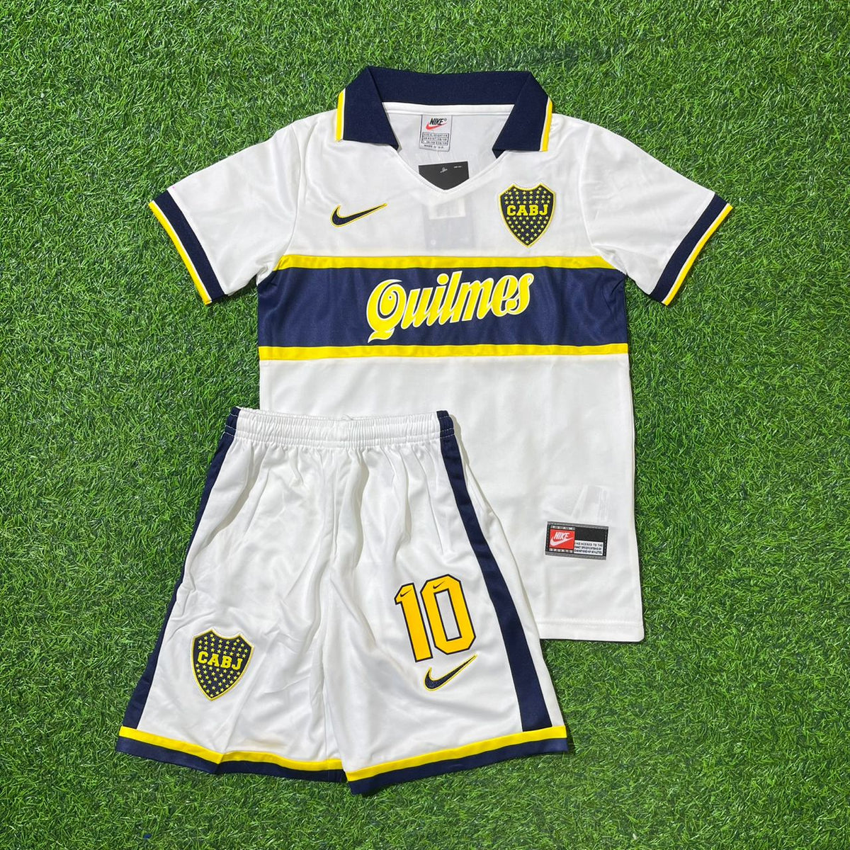 Boca Juniors Retro Kids Football Jersey – Diego Armando Maradona 10 – Front View
