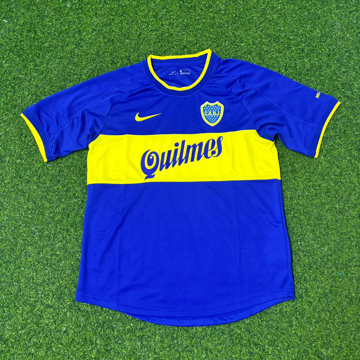 Boca Juniors Retro Football Jersey – Diego Armando Maradona – Front View