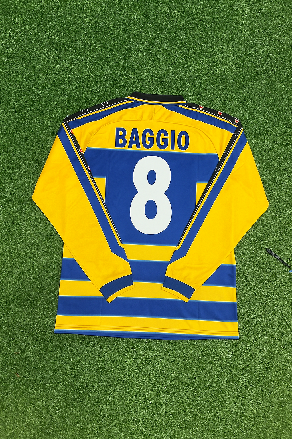 1999/00 Dino Baggio Parma Retro Long Sleeve Football Jersey Collection – Back View