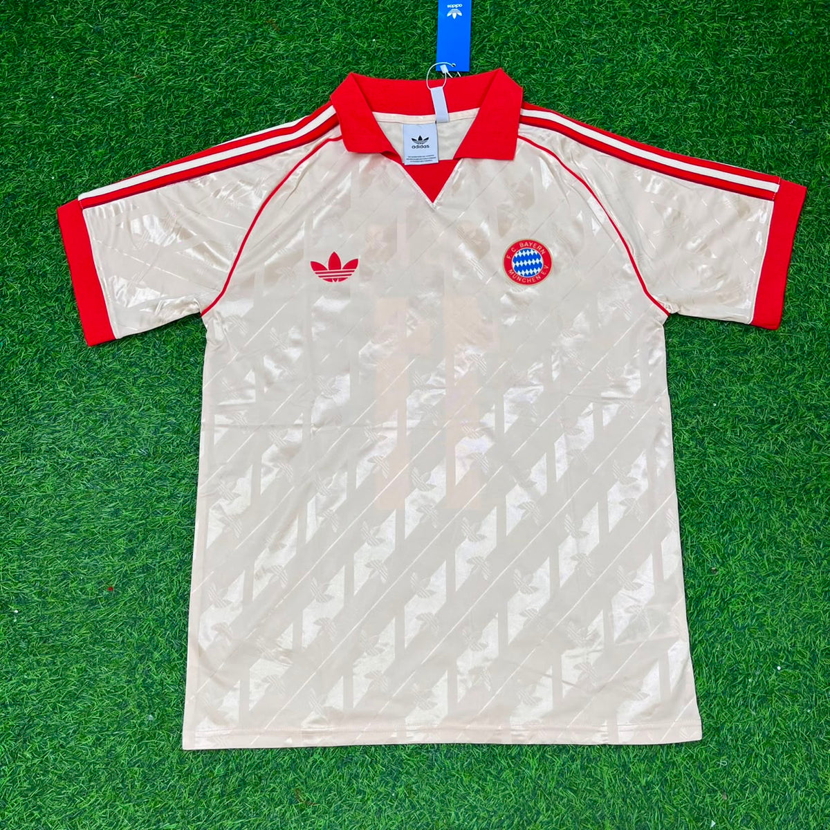 Douglas Costa Bayern Munich Commemorative Football Jersey – Front View