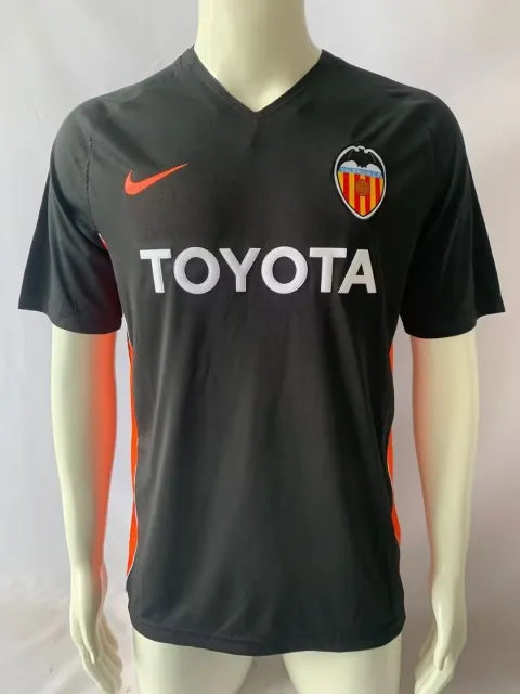 2006 Valencia CF Black Retro Football Jersey – Detailed View