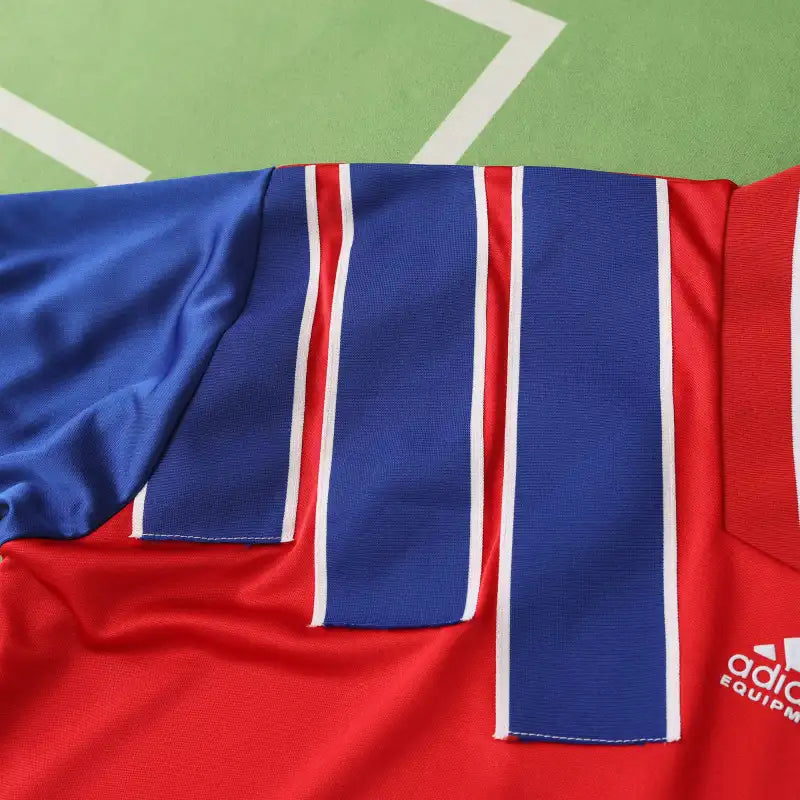 Bayern München 93/95 Season Red Home Retro Football Jersey – Detailed View