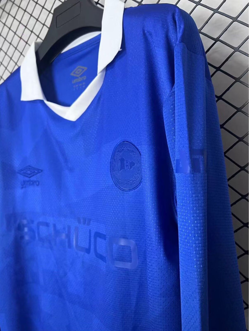 Arminia Bielefeld 120 Jahre Jubiläumstrikot Fußballtrikot Paradise Edition – Detailed View