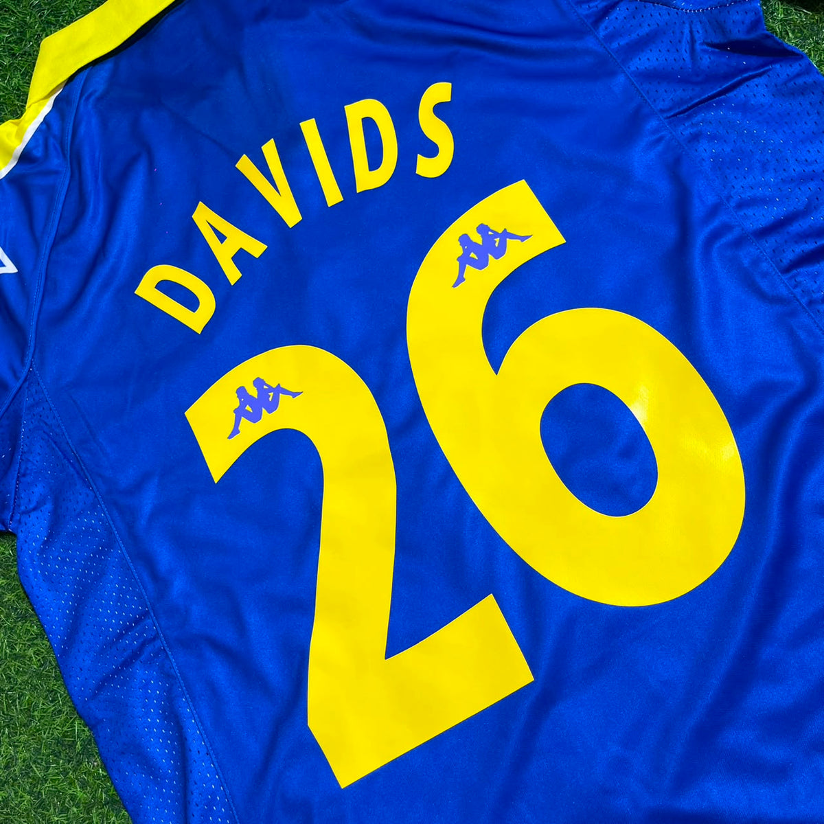 Edgar Davids Juventus 1997–1998 Long Sleeve Retro Football Jersey – Detailed View