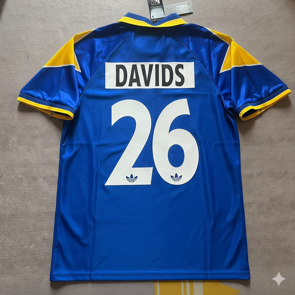 Juventus 1995/97 Retro Kit Jersey – | | – Edgar Davids 26 – – Back View