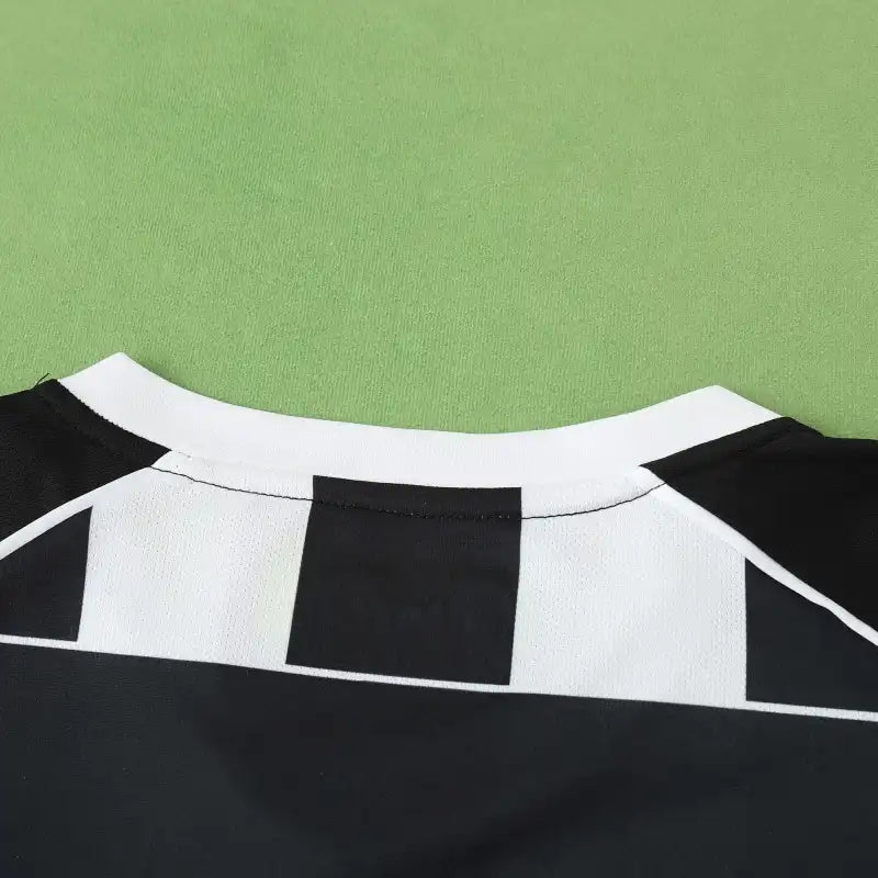 Juventus FC 02/03 Season Home Retro Football Jersey – 4