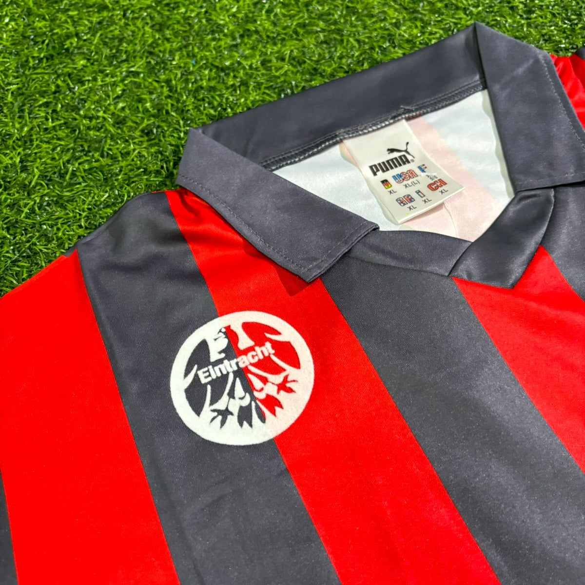 Eintracht Frankfurt 1991/1992 Saison Heim Retro – Detailed View