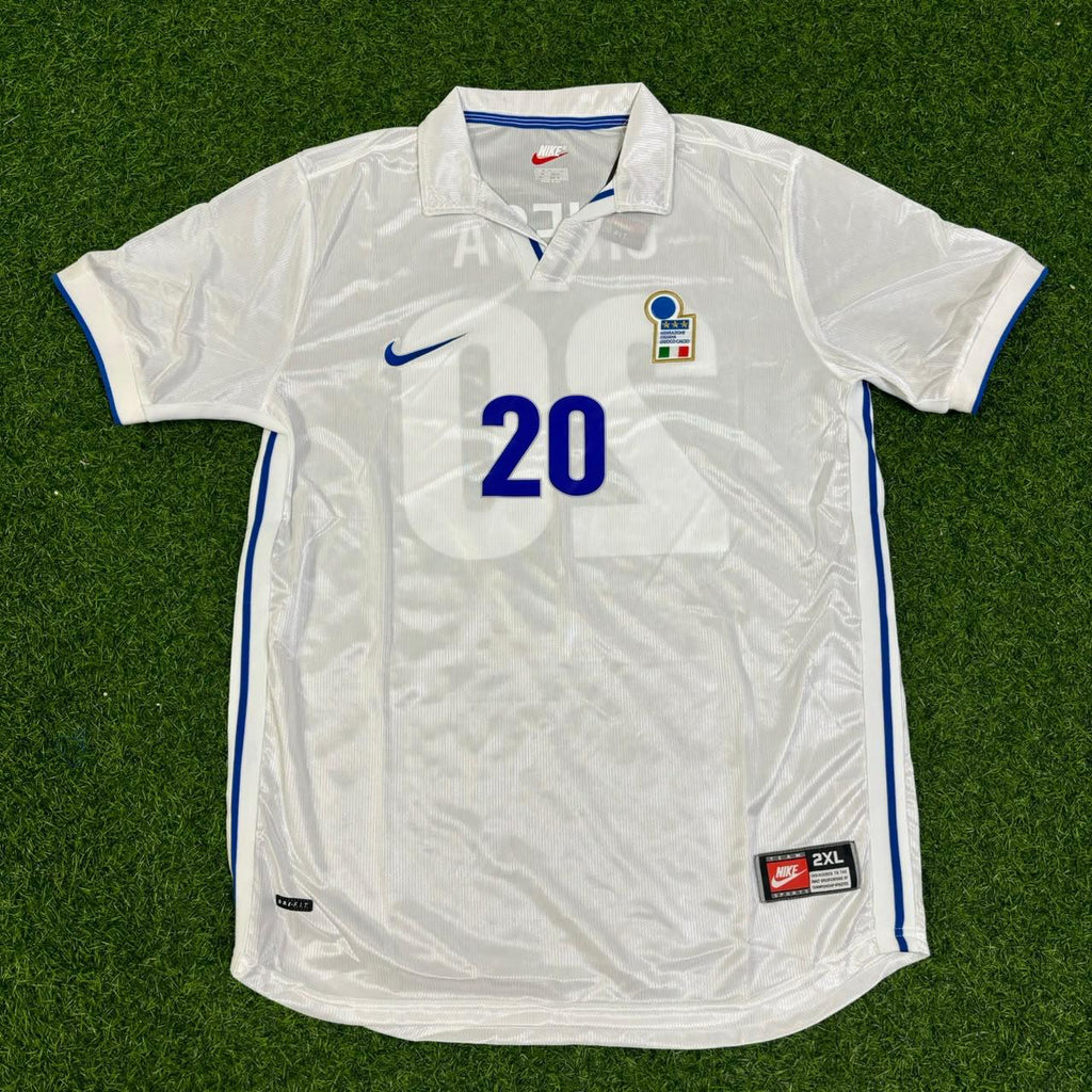 Enrico Chiesa #20 Italy 1998 World Cupe Away White Retro Jersey Football – Front View