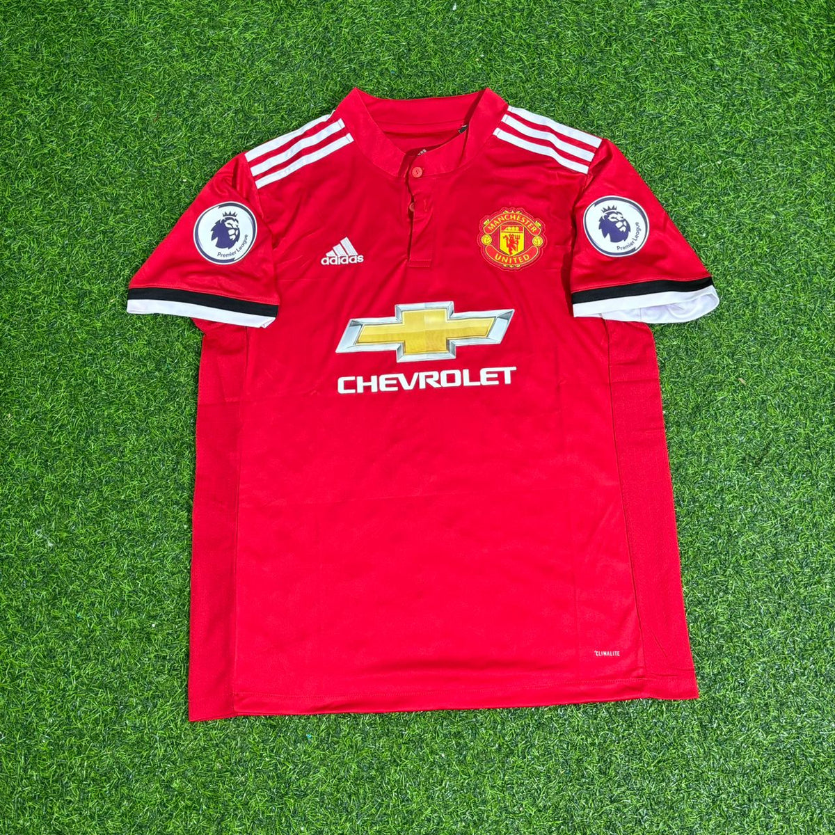 Eric Cantona Manchester United Red Retro Football Jersey – Front View