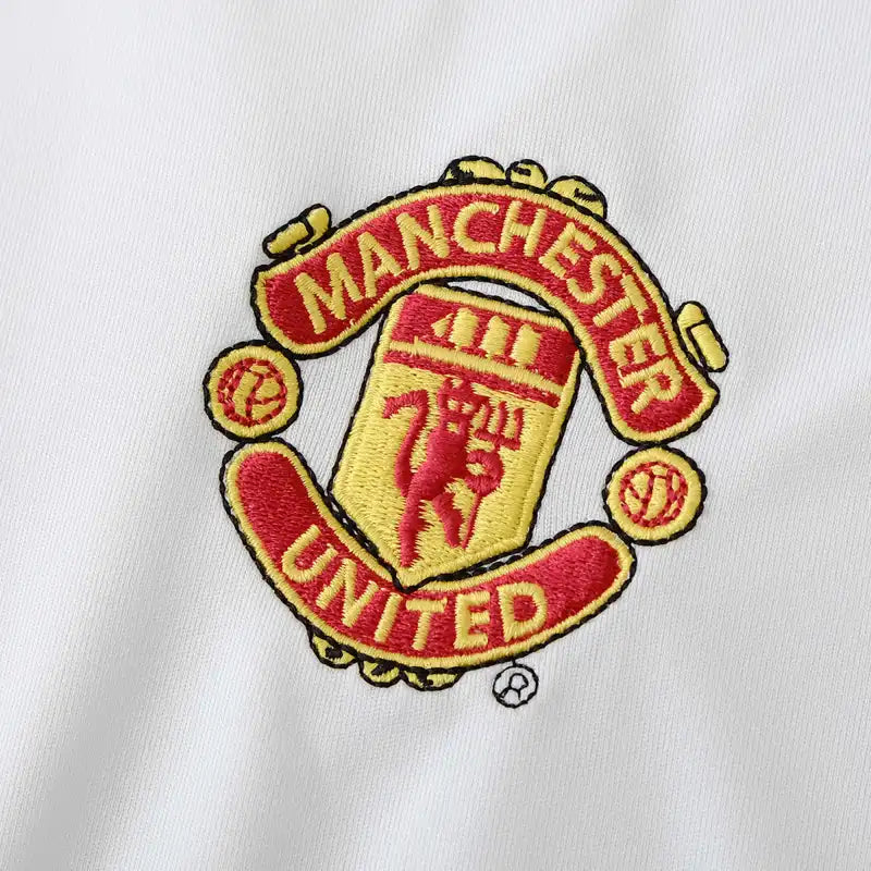 Manchester United 2002 2004 Vodafone Sponsor Retro Jersey – Detailed View