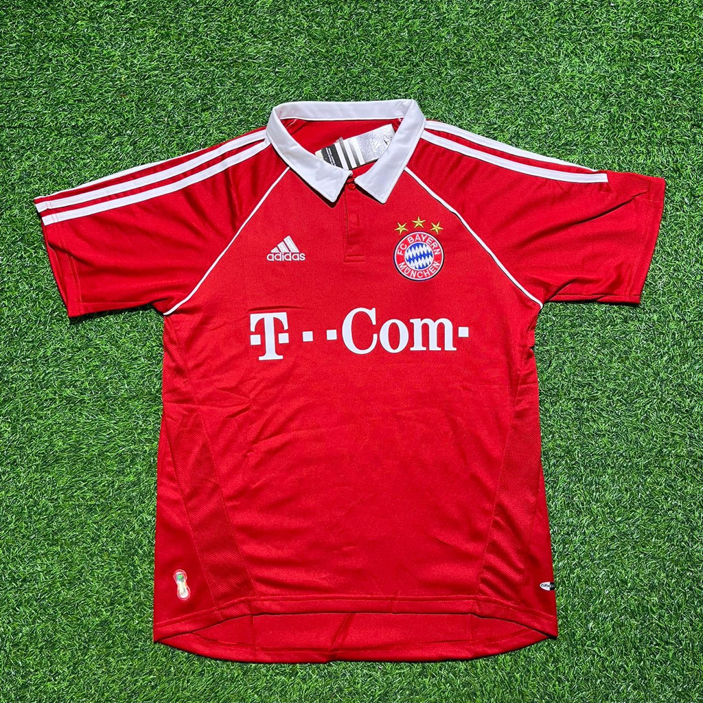 2006/07 FC Bayern München Home Retro Football Jersey – Detailed View