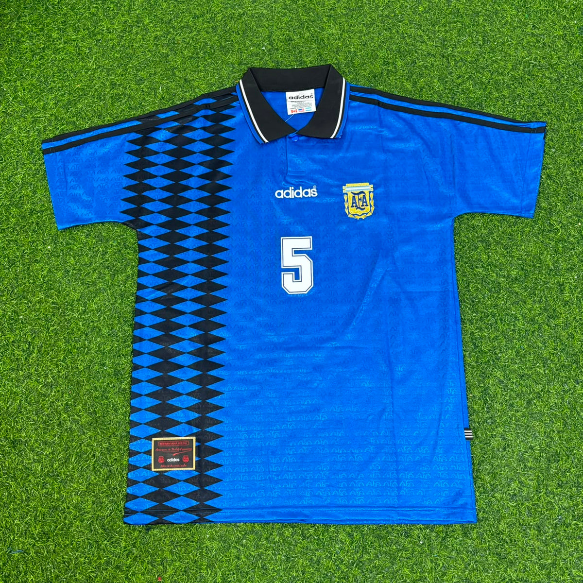 Fernando Redondo Argentina 1994 Season Away Blue Retro Jersey – Front View