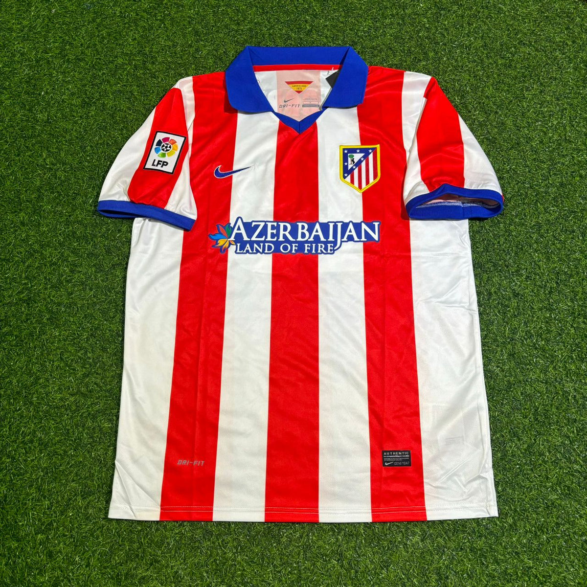 2014/15 Fernando Torres Atletico Madrid Home Retro Football Jersey – Front View
