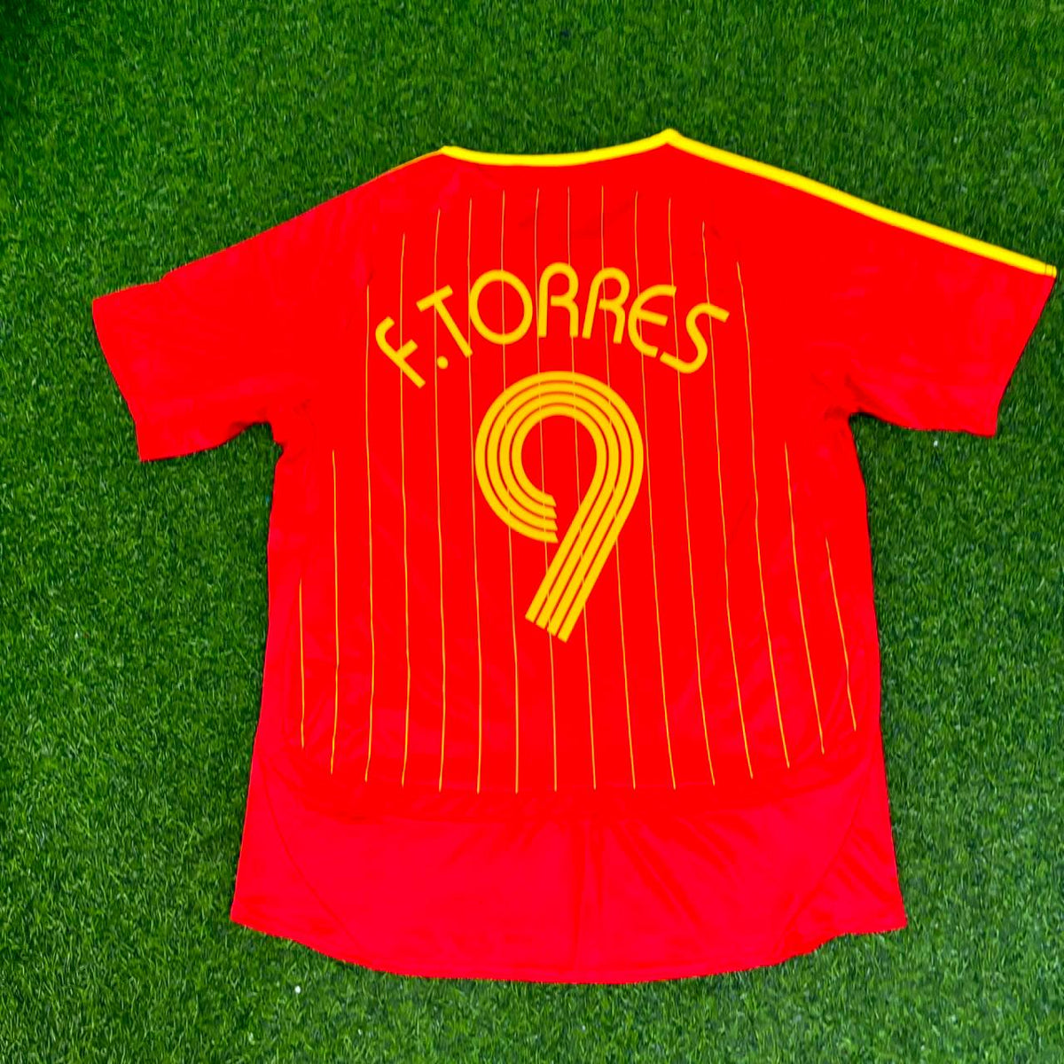 2006 Spain World Cup Fernando Torres Red Home Retro Football Jersey – Back View