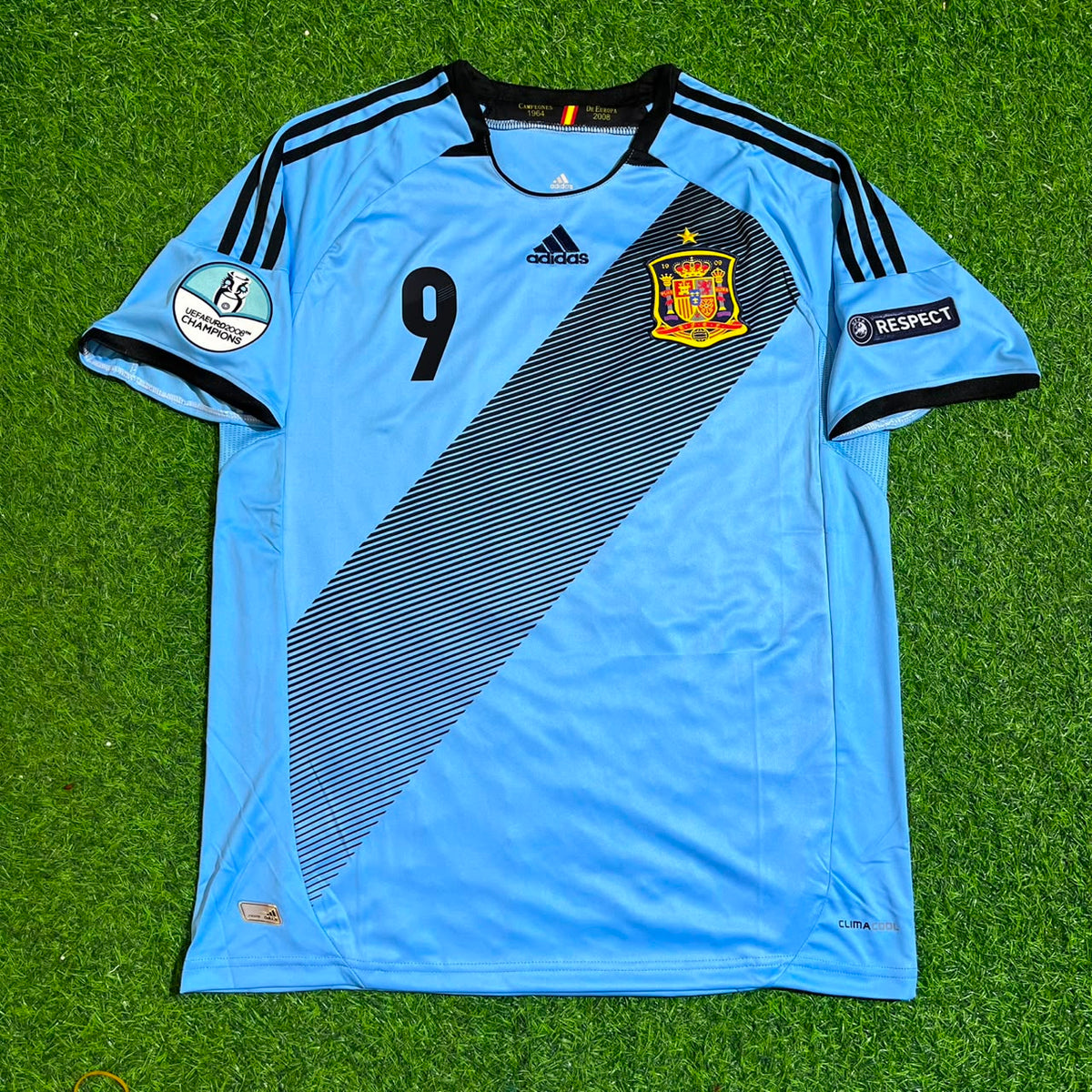 Fernando Torres Spain EURO 2012 Final Retro Football Jersey – Front View